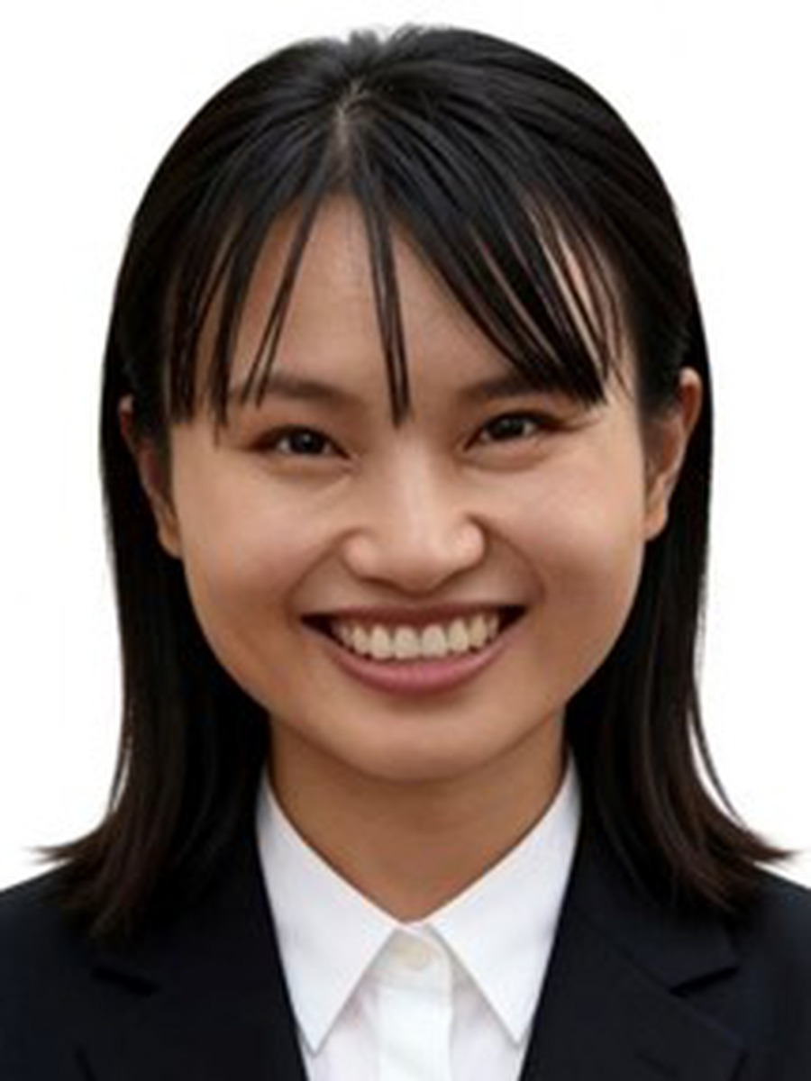 Jingwen Song headshot